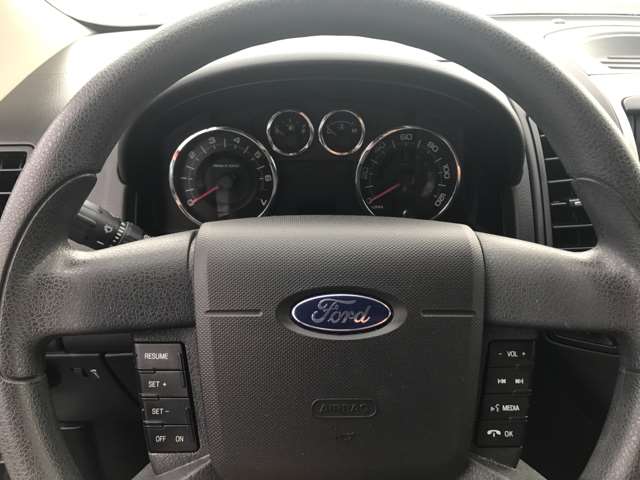 Ford Edge 2008 photo 11